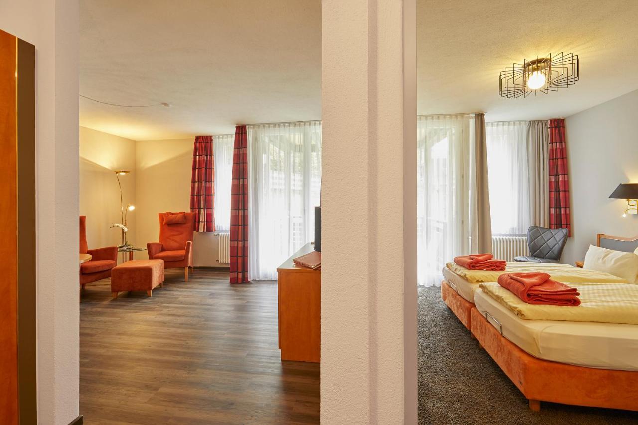 Ferien Residenz Bergfried Hotel Hinterzarten Bagian luar foto