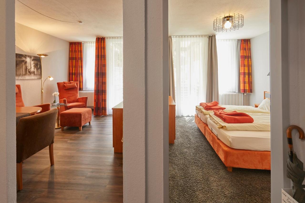 Ferien Residenz Bergfried Hotel Hinterzarten Bagian luar foto