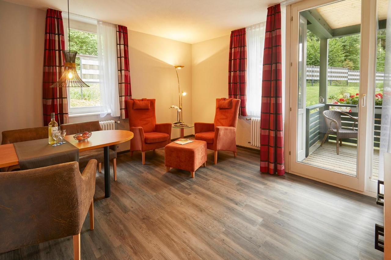Ferien Residenz Bergfried Hotel Hinterzarten Bagian luar foto