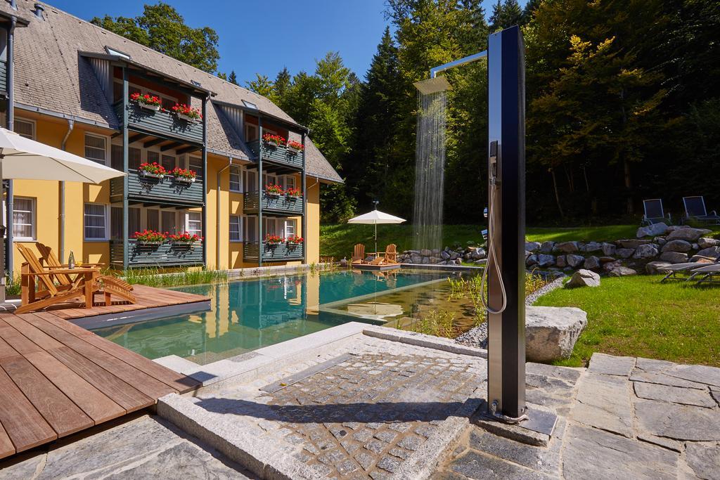 Ferien Residenz Bergfried Hotel Hinterzarten Bagian luar foto